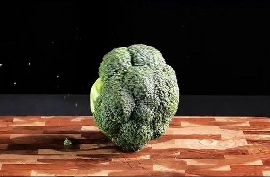 Shinrai Japan™ Shinrai Japan - Japans Koksmes 20 Cm - Koksmes - Damascus Mes - Epoxy Sapphire - Met Luxe Geschenkdoos 4 Shinrai Japan™ Shinrai Japan - Japans Koksmes 20 Cm - Koksmes - Damascus Mes - Epoxy Sapphire - Met Luxe Geschenkdoos - Afbeelding 2