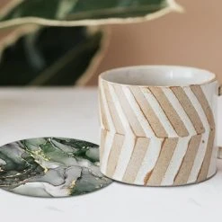 KitchenYeah Onderzetters Voor Glazen - Rond - Luxe - Marmer - Groen - 10x10 Cm - Glasonderzetters - 6 Stuks 15 KitchenYeah Onderzetters Voor Glazen - Rond - Luxe - Marmer - Groen - 10x10 Cm - Glasonderzetters - 6 Stuks -Tefal Shop 550x366 5