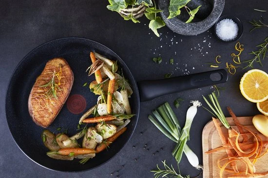 Tefal Black Stone Koekenpan - Ø 24 Cm 9 Tefal Black Stone Koekenpan - Ø 24 Cm - Afbeelding 7