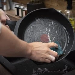 Tefal Robusto - Hapjespan - Ø26 Cm - Met Deksel 18 Tefal Robusto - Hapjespan - Ø26 Cm - Met Deksel -Tefal Shop 550x367 15