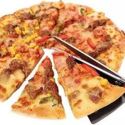 LOUZIR Pizzaschaar - Pizzaknipper - Pizzames - Pizzasnijder - 2 In 1 Pizzaschep -Culinario - Keukenschaar -Pizza Scissors -Tefal Shop 550x389