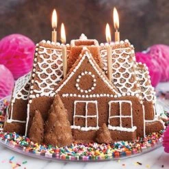 Bakvorm "Gingerbread House Pan" - Nordic Ware | Sparkling Silver Holiday 14 Bakvorm "Gingerbread House Pan" - Nordic Ware | Sparkling Silver Holiday -Tefal Shop 550x440 1