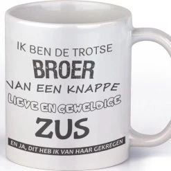 Kimano Mok Bedrukt Met Tekst | Trotse BROER Van Knappe ZUS | Grappige Cadeaumok Kopen | Voor Verjaardag Broertje | Familie | Kerst En Sinterklaas | Leuke Cadeautjes