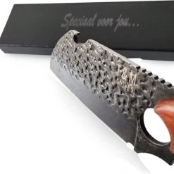 T&M Knives Gehamerd Koksmes Met Opener - Professioneel En Vlijmscherp - BBQ Mes 18 T&M Knives Gehamerd Koksmes Met Opener - Professioneel En Vlijmscherp - BBQ Mes -Tefal Shop 550x531 4