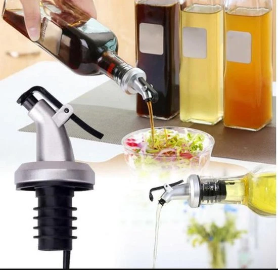 Merkloos Olijfolie Dispenser - Olie Schenker - Schenktuit Met Dop - Azijn En Olie - Wijn Schenker - Lekvrij - Schenkdop Voor Wijn, Fles Of Cocktail - Bar Accessoire - Rubberen Afsluitring 3 Merkloos Olijfolie Dispenser - Olie Schenker - Schenktuit Met Dop - Azijn En Olie - Wijn Schenker - Lekvrij - Schenkdop Voor Wijn, Fles Of Cocktail - Bar Accessoire - Rubberen Afsluitring