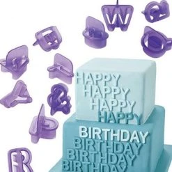 Little New Finds The Bakeshop - Uitsteekvorm - 40 Delig - ABC Voor Fondant En Marsepein - Alfabet - Letters & Cijfers