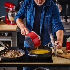 KitchenAid Forged Hardened Aluminium Koekenpannenset - 20+24+28cm - Inductie 14 KitchenAid Forged Hardened Aluminium Koekenpannenset - 20+24+28cm - Inductie -Tefal Shop 550x550 1054