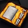 Maxium - Jack Daniels Heupfles - Zilver - Gift Set - RVS - Drankfles - Flacon - Zakfles - Zakflacon - Drankflacon - Heupfles - Veldfles - Incl. Trechter En Bekertjes 2 Maxium - Jack Daniels Heupfles - Zilver - Gift Set - RVS - Drankfles - Flacon - Zakfles - Zakflacon - Drankflacon - Heupfles - Veldfles - Incl. Trechter En Bekertjes -Tefal Shop 550x550 19