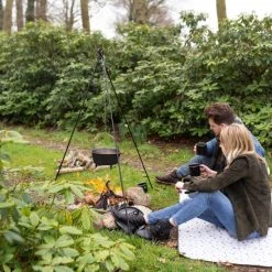 Esschert Design - Driepoot Met Ketting - Haardvuur Accessoires - Staal - Zwart -Tefal Shop 550x550 322