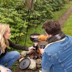 Esschert Design - Driepoot Met Ketting - Haardvuur Accessoires - Staal - Zwart -Tefal Shop 550x550 327