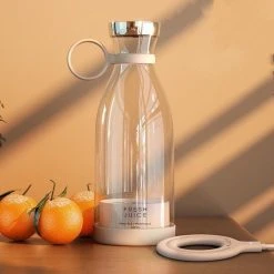 Merkloos Oplaadbare Blender - Blender To Go - Draagbare Blender - Shakebeker Met Mixer - Shaker - Shake Beker - Shakes - Mini Blender - Smootie Maker - Smoothie Mixer - Portable - Draadloos -Tefal Shop 550x550 740