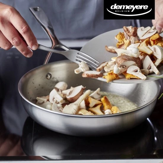 Demeyere Essential 5 RVS Koekenpan – Koekenpan Inductie - 20 Cm – PTFE-vrij 4 Demeyere Essential 5 RVS Koekenpan – Koekenpan Inductie - 20 Cm – PTFE-vrij - Afbeelding 2