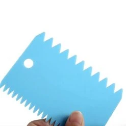 Merkloos Deegschraper | Deegkrabber | Deegsteker | Fondant Schraper Voor Taart / Icing / Cake | Keukentool Deeg Snijder | Spatel Voor Taart | Smoother | Soepel Maker | Cake Beslag Schraper | Rand Decoratie - Kunststof Blauw -Tefal Shop 550x564 3