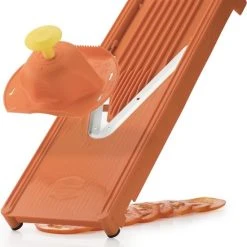 Börner Mandoline V3 Starter| 5-delige Set | 5 Snijdiktes | Geschikt Als Frietsnijder | BPA-vrij En Roestvrij | Oranje 15 Börner Mandoline V3 Starter| 5-delige Set | 5 Snijdiktes | Geschikt Als Frietsnijder | BPA-vrij En Roestvrij | Oranje -Tefal Shop 550x627 2